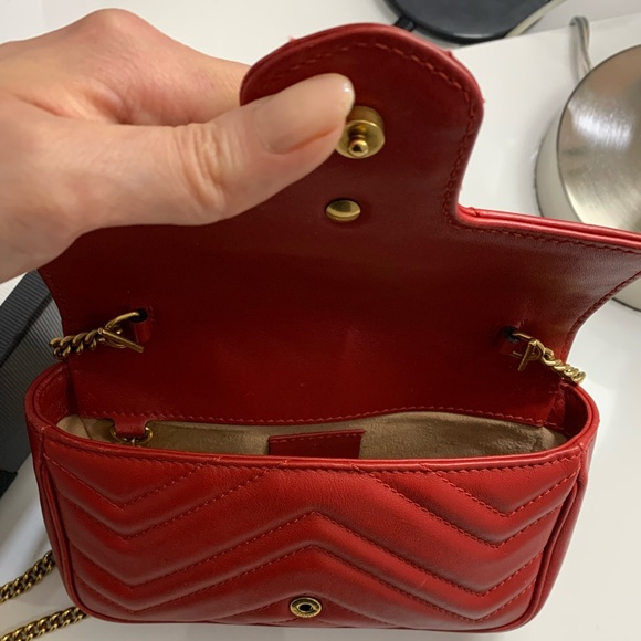 [SOLD] Gucci Marmont Super Mini - Picture 9 of 14